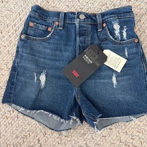 Levi’s shorts